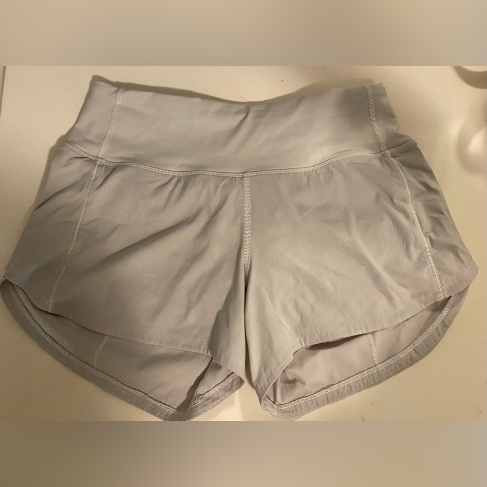 Lululemon 2.5 inch speed up shorts white used